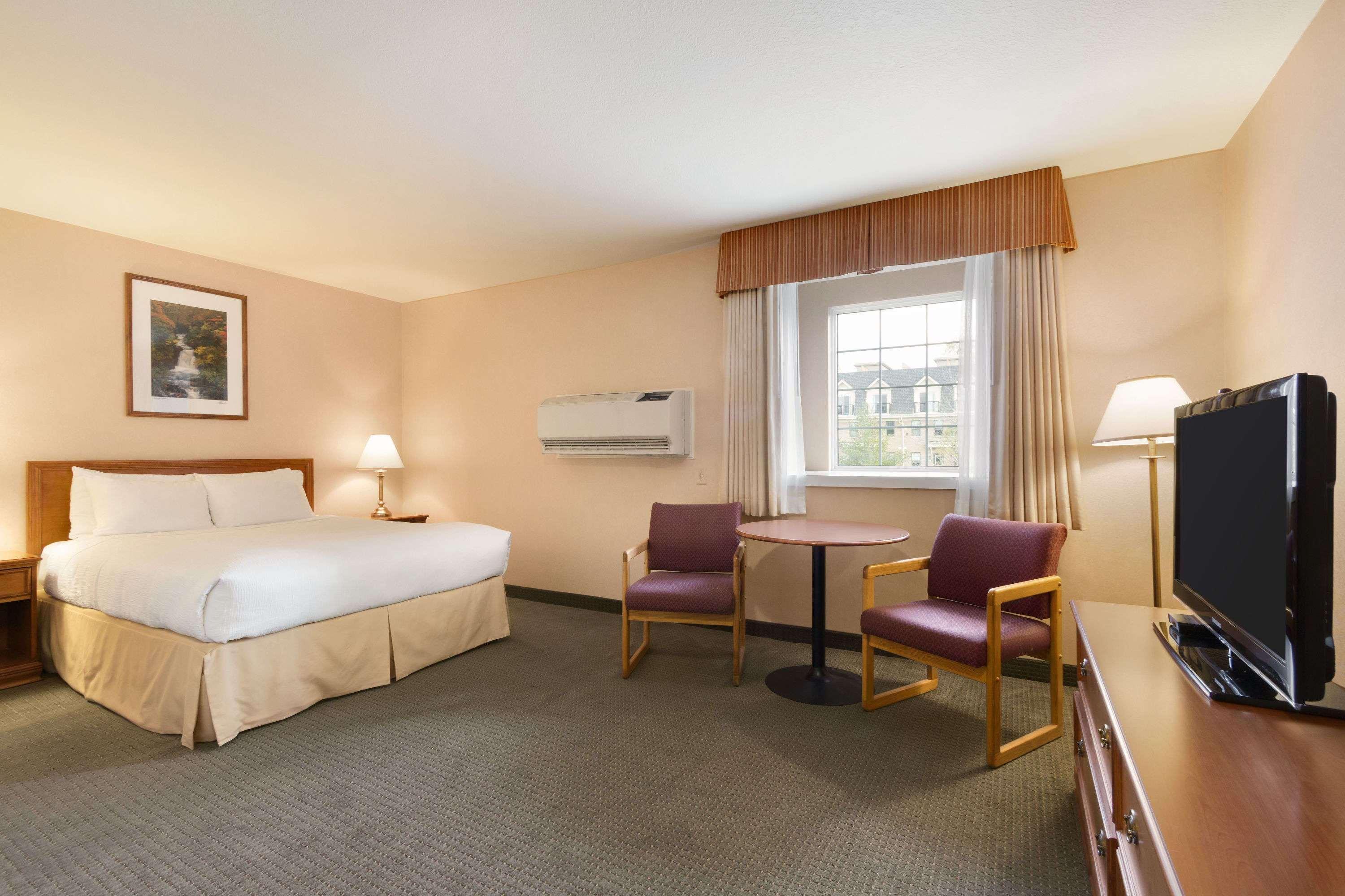 Days Inn By Wyndham Guelph Exterior foto